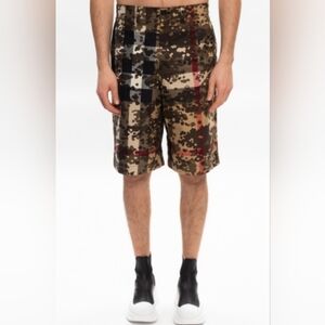 Burberry Men's Camouflage Check Cotton Shorts - Medium